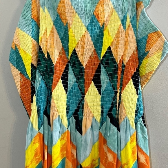 Torrid Top Women 4X Yellow Peplum Crinkle Gauze Smocked Ruffle Geometric Goth - Picture 7 of 15